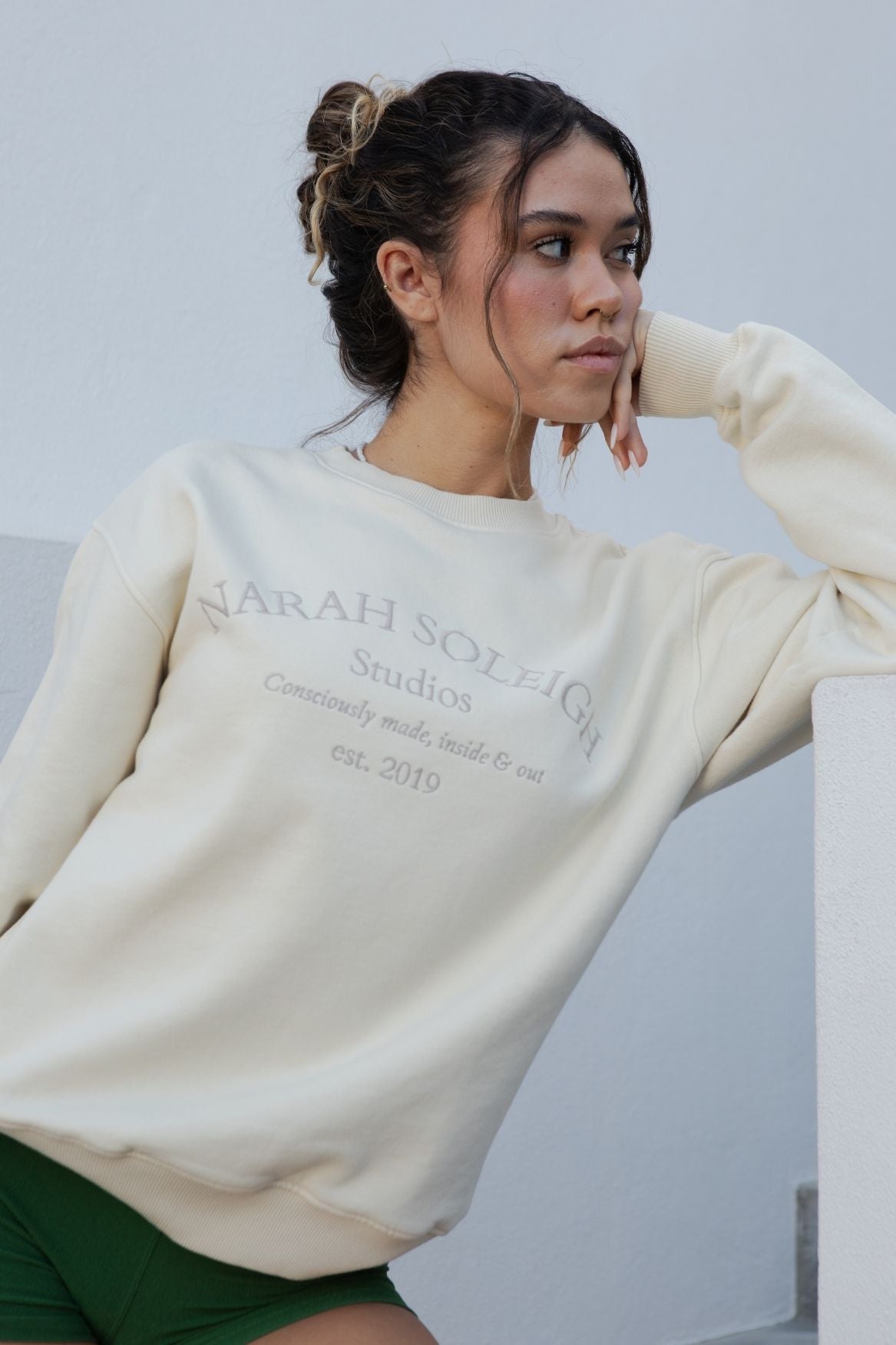 Studio Sweatshirt Organic Cotton - Off - White - Narah Soleigh | Luxe Line